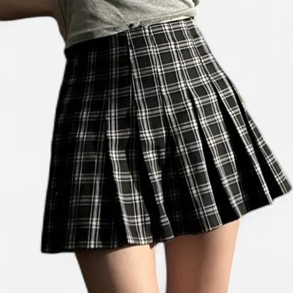 H&M Black and White Checkered Mini Skirt